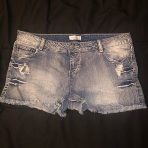 Light denim shorts